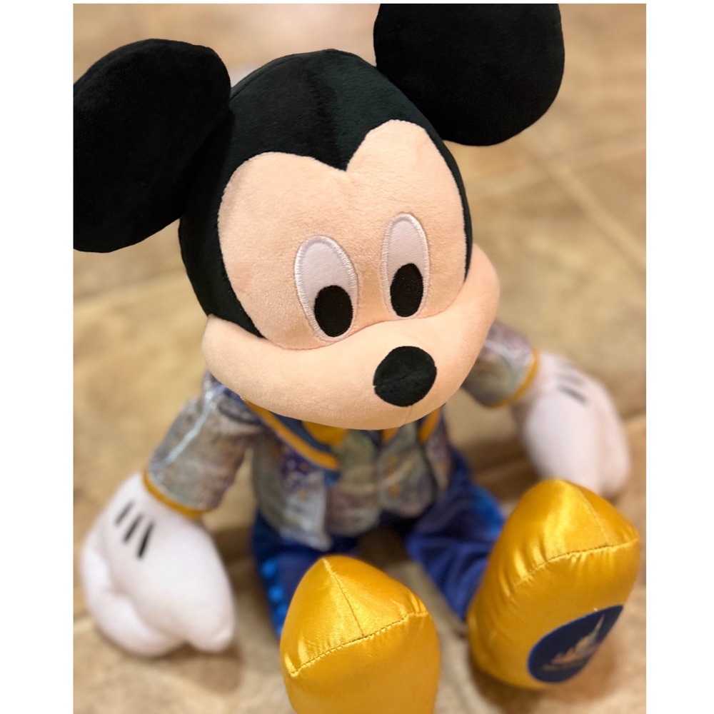 Disney Mickey Mouse Walt Disney World 50th Anniversary EARidescent Plush Toy - Picture 3 of 11